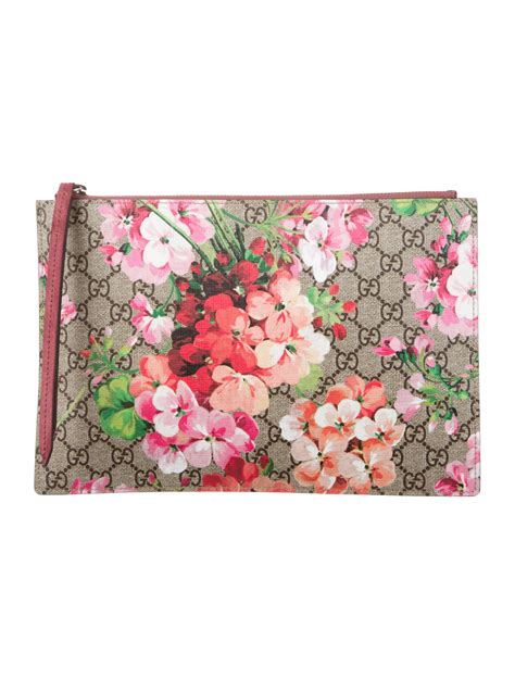 gucci blossom purse|gucci gg blooms clutch.